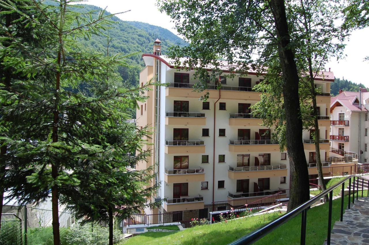 Hotel Nemira 斯兰默多瓦 外观 照片