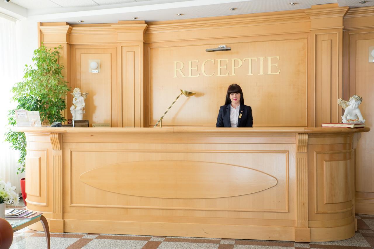 Hotel Nemira 斯兰默多瓦 外观 照片