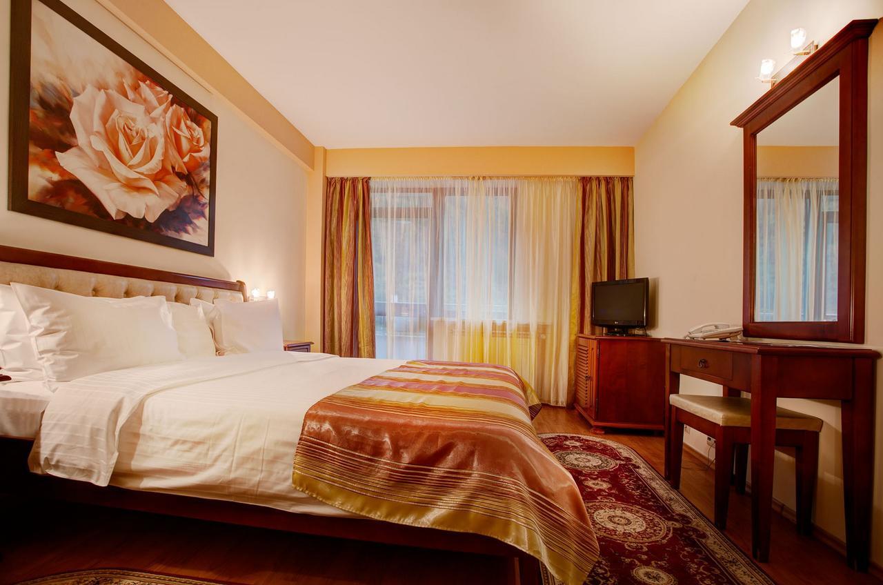 Hotel Nemira 斯兰默多瓦 外观 照片
